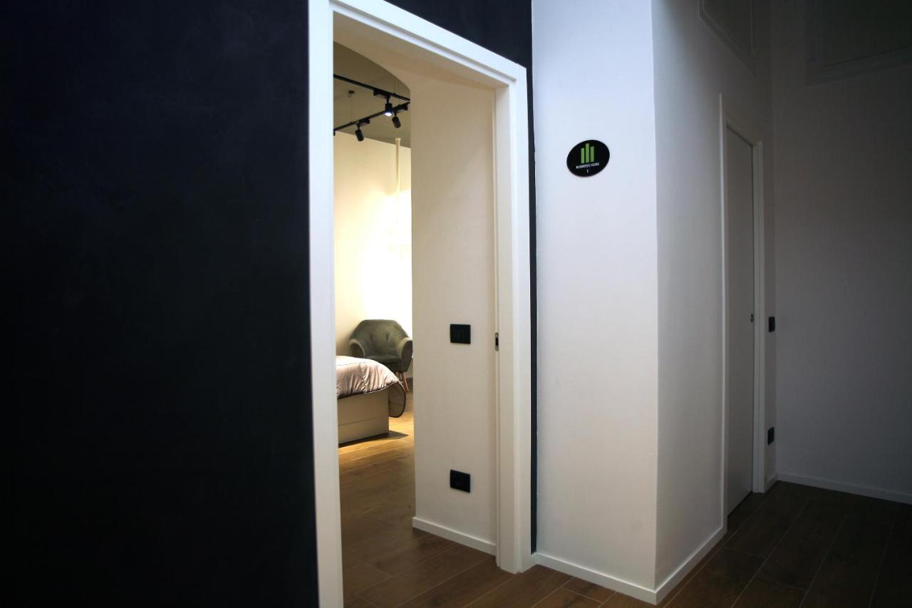 Business Home Via Isonzo B&B Foggia Exterior foto