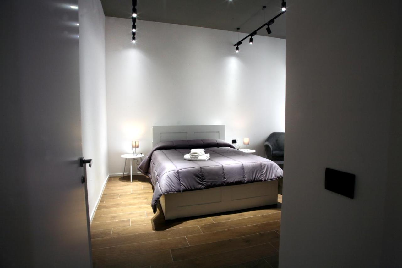 Business Home Via Isonzo B&B Foggia Exterior foto